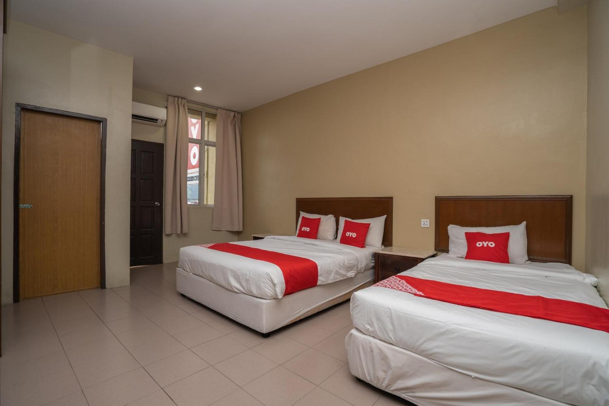 De Clinique Hotel Kampong Pasir Bogak Exteriör bild