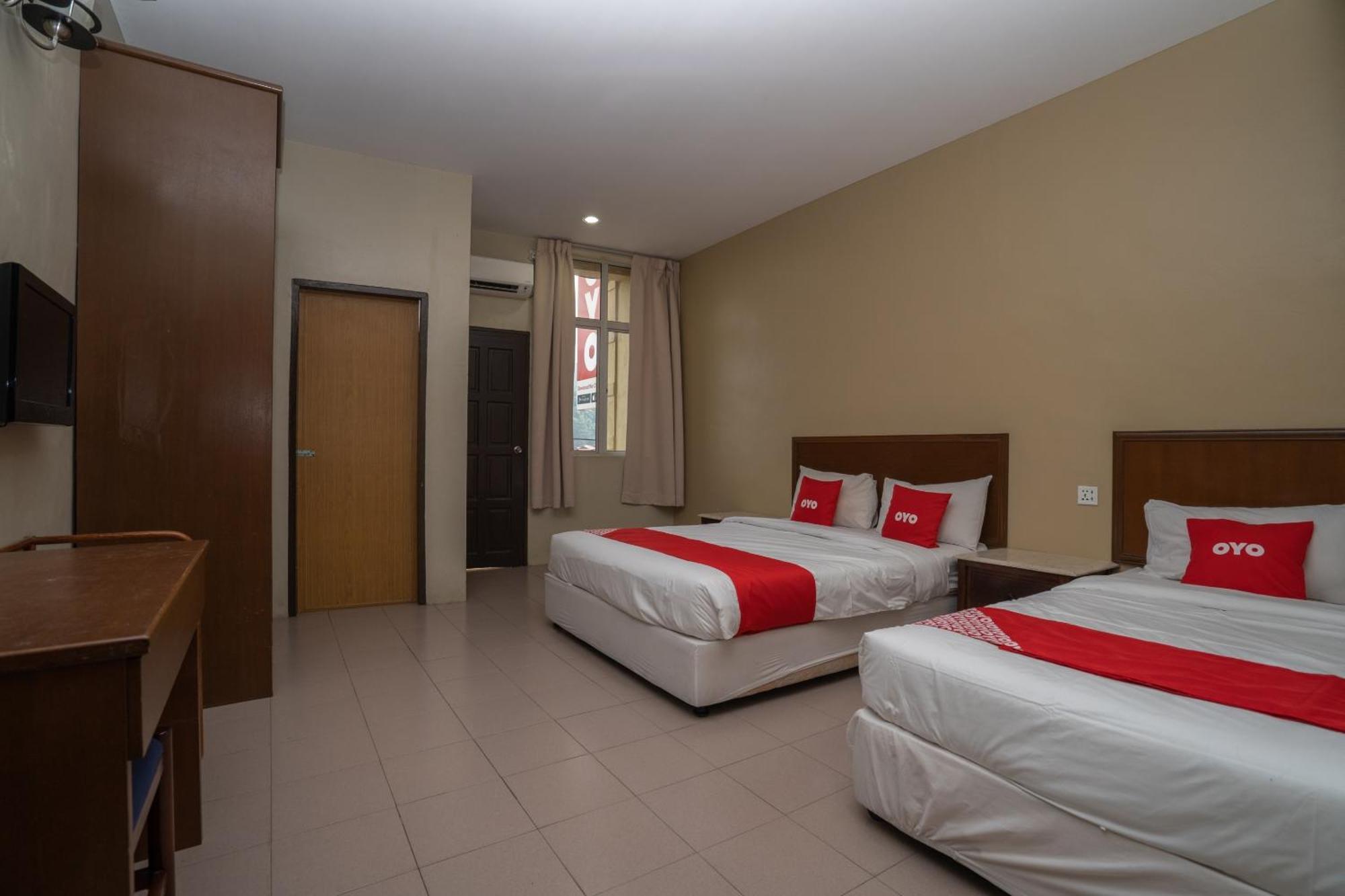 De Clinique Hotel Kampong Pasir Bogak Exteriör bild
