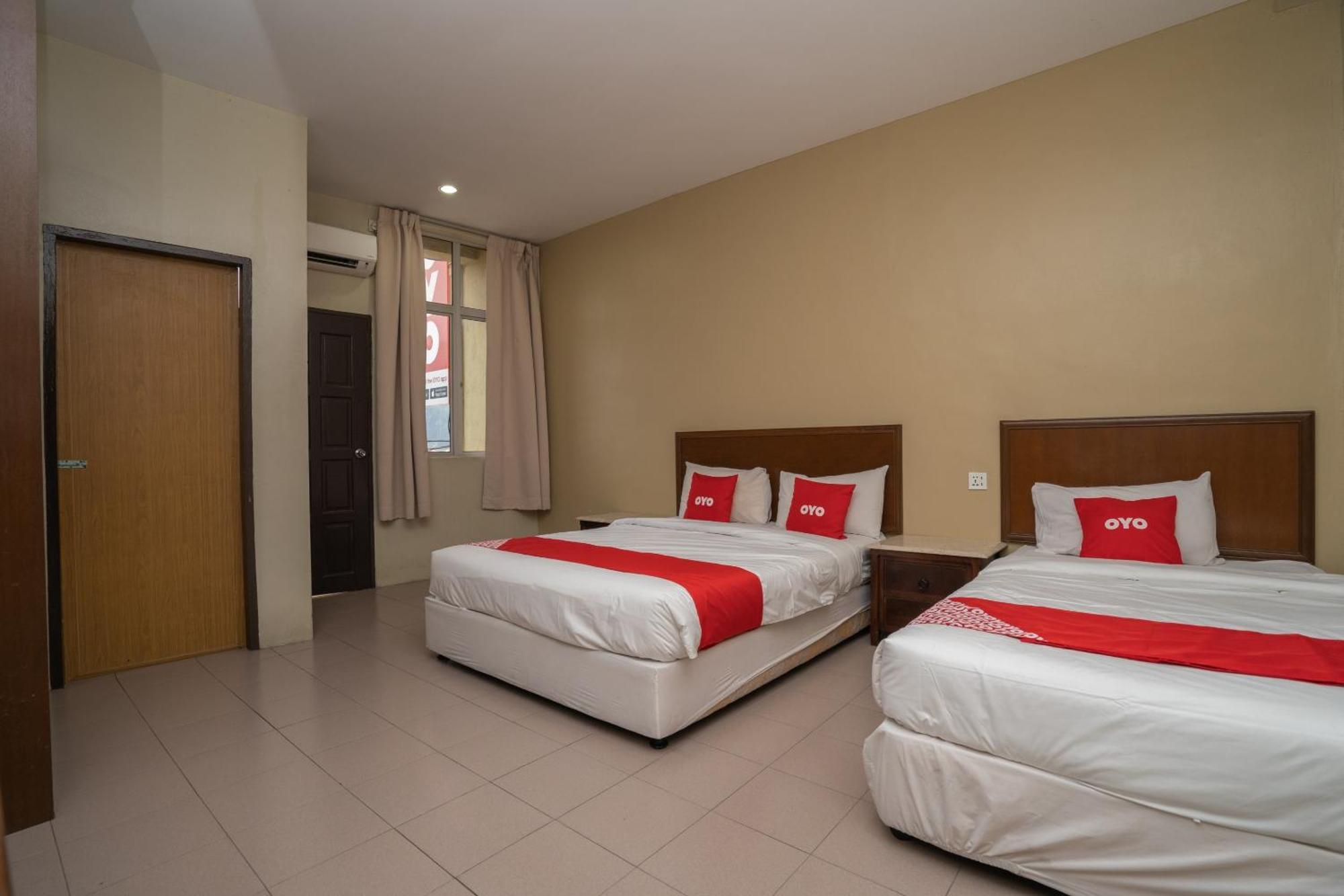 De Clinique Hotel Kampong Pasir Bogak Exteriör bild
