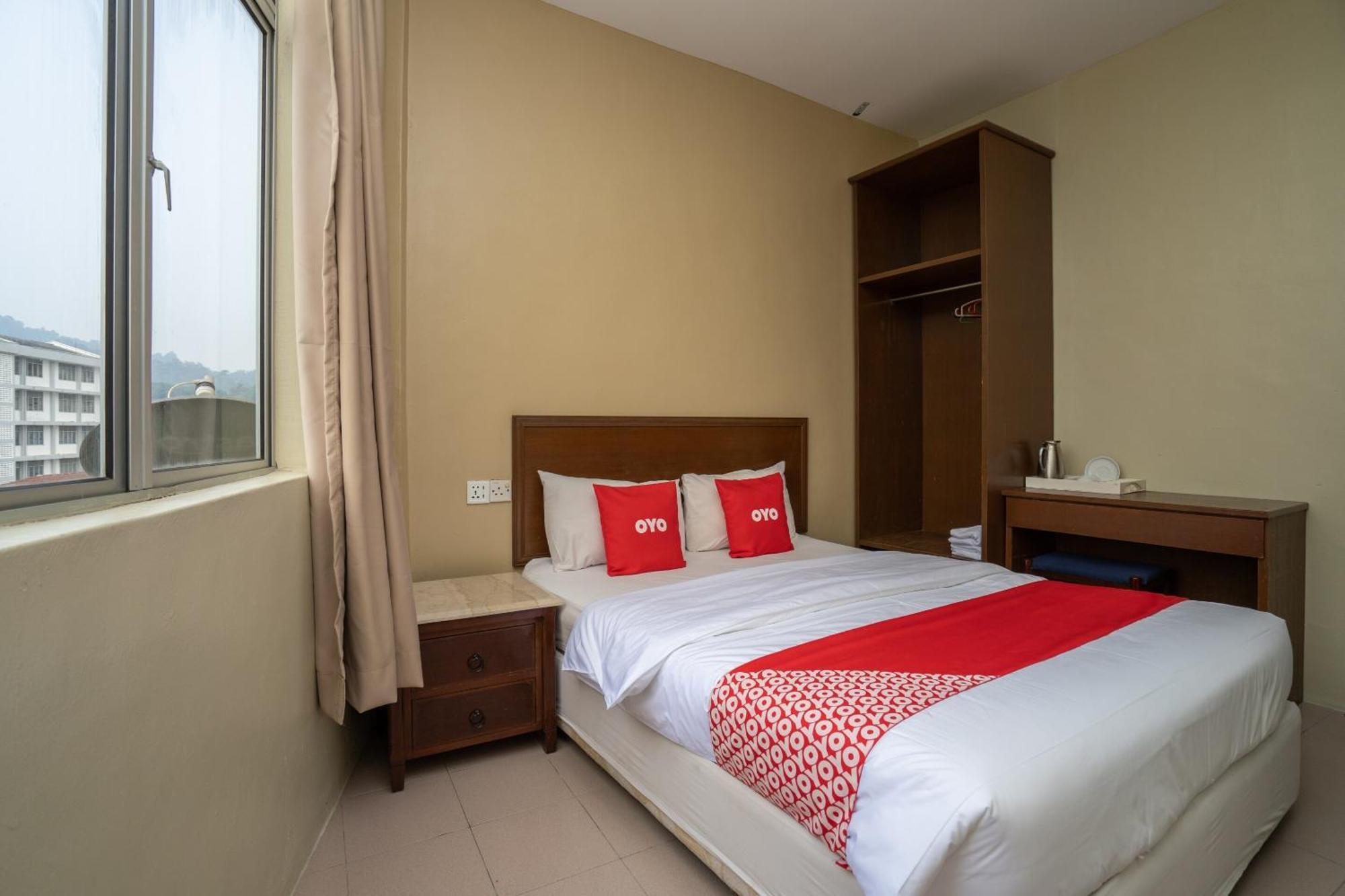 De Clinique Hotel Kampong Pasir Bogak Exteriör bild
