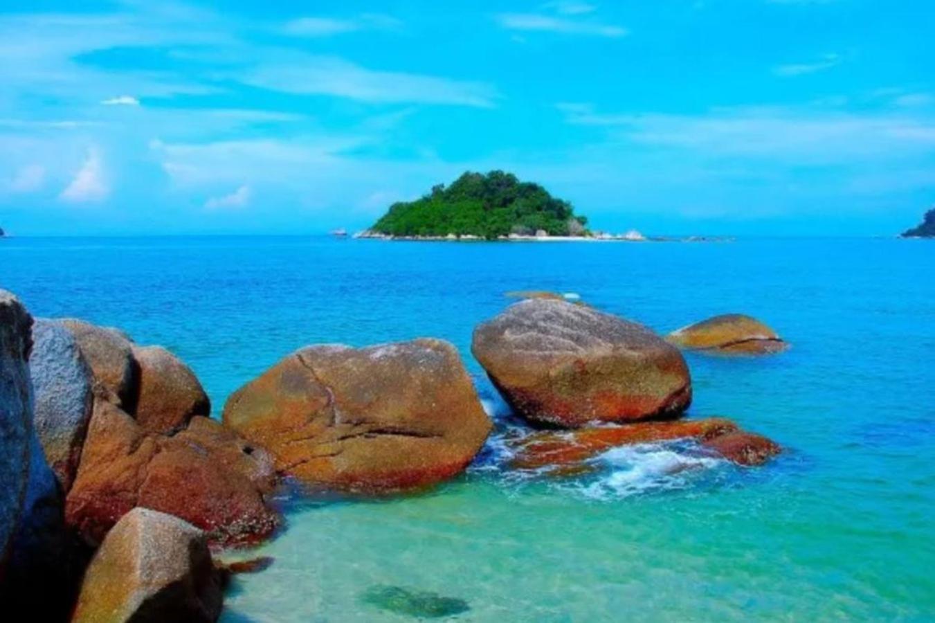 De Clinique Hotel Kampong Pasir Bogak Exteriör bild